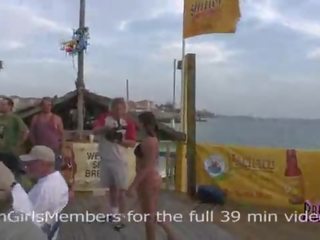 Normalno spring odmor bikini tekmovanje zavoji v divje freaky odrasli video film